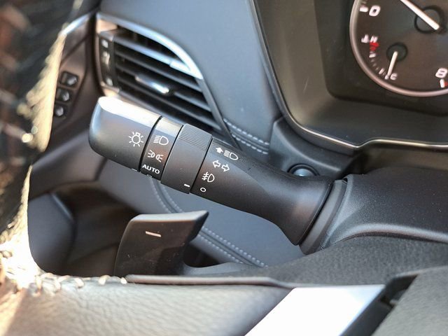 Used 2025 Subaru Legacy Limited image 25