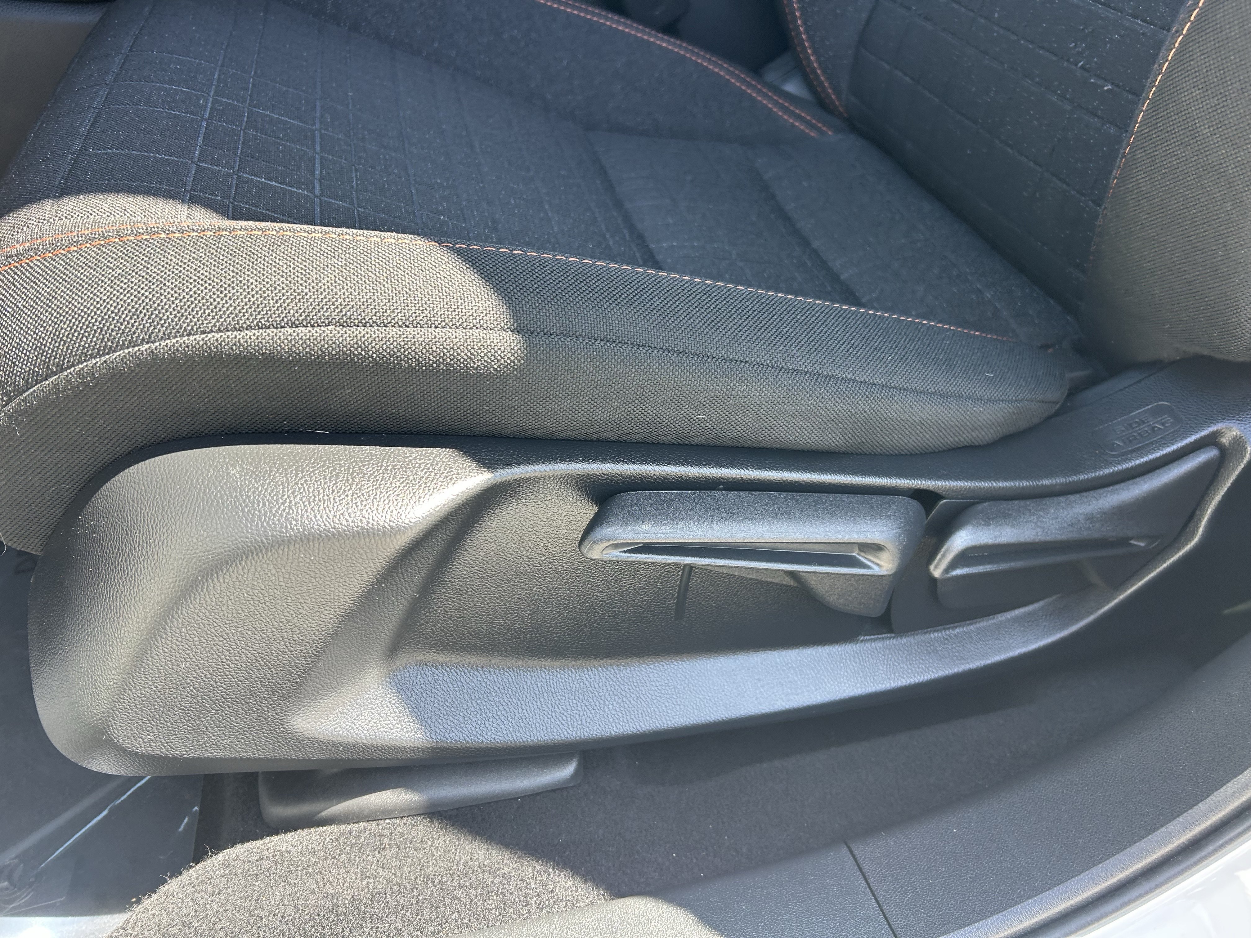 Used 2024 Honda HR-V Sport image 16
