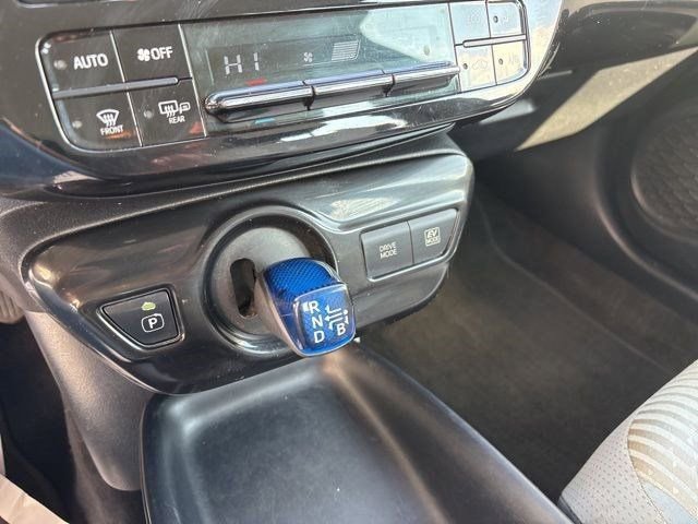 Used 2016 Toyota Prius Two image 23