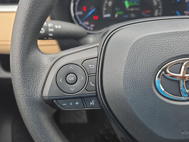 Used 2025 Toyota RAV4 LE image 16