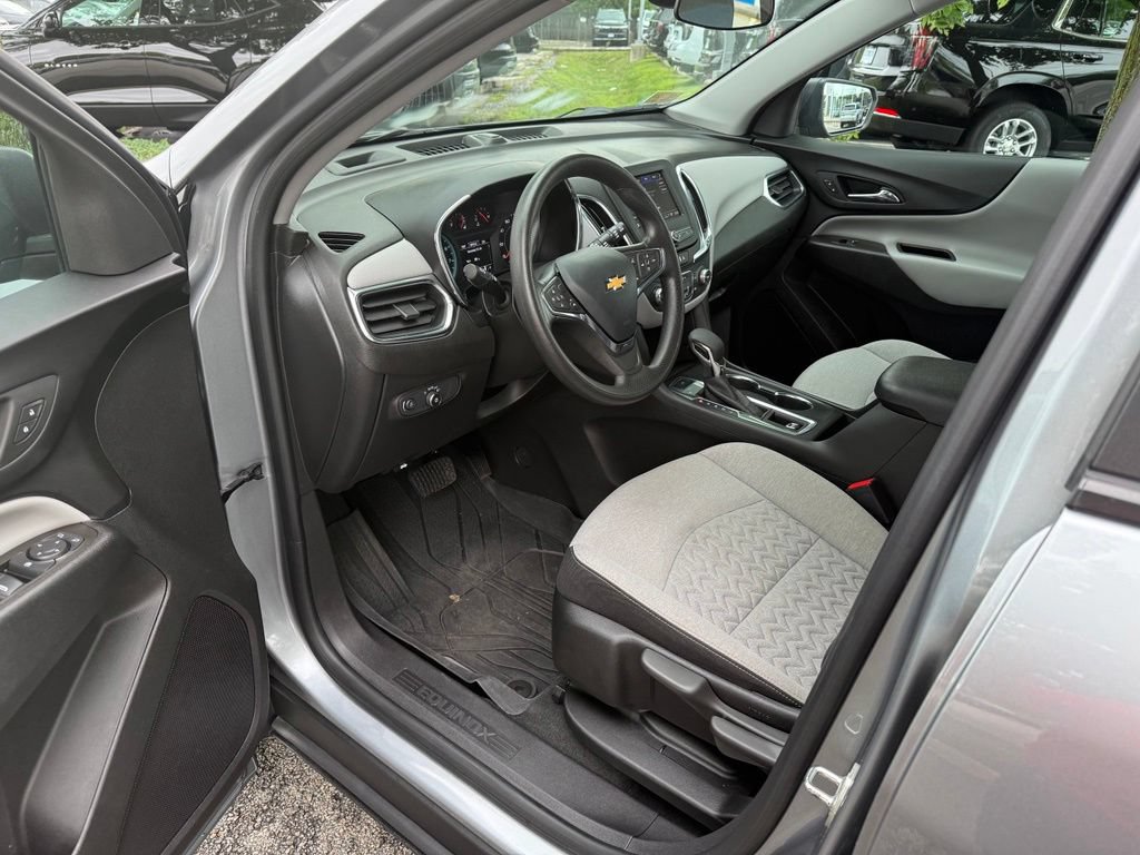 Used 2023 Chevrolet Equinox LS w/ LPO, Floor Liner Package AWD/4WD image 12