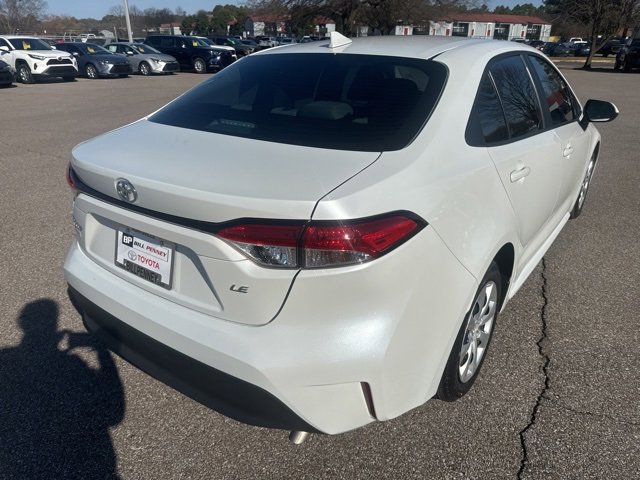 Used 2023 Toyota Corolla LE image 5