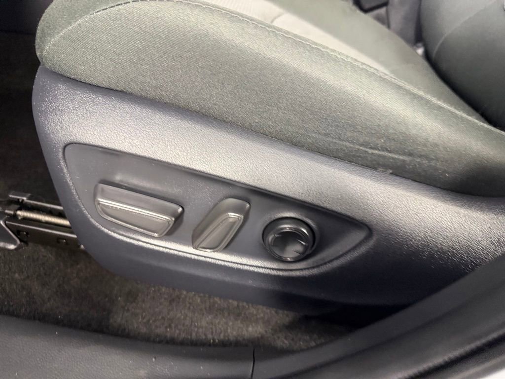 Used 2024 Toyota RAV4 XLE image 23