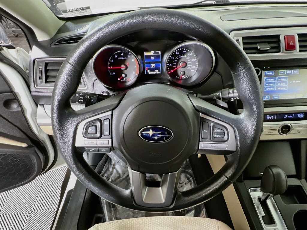 Used 2017 Subaru Outback 2.5i AWD/4WD image 10