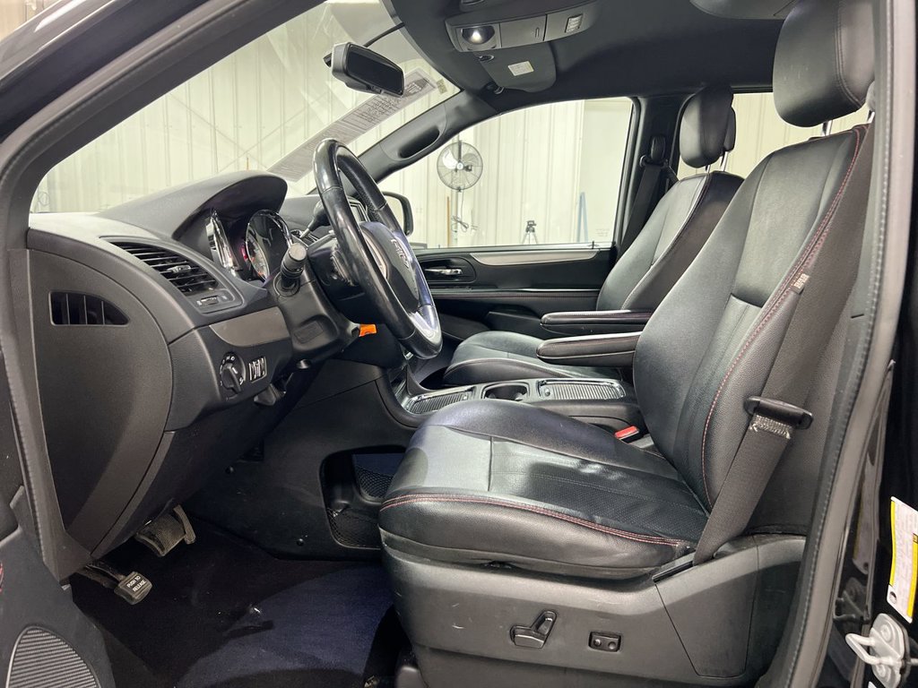 Used 2017 Dodge Grand Caravan GT FWD image 20