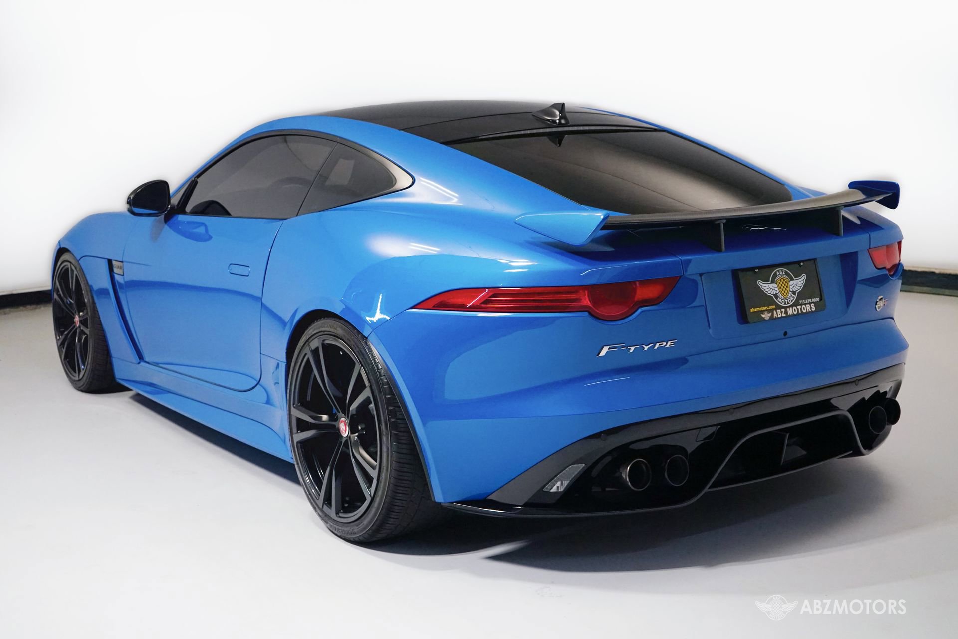 Used 2017 Jaguar F-TYPE SVR AWD/4WD image 7