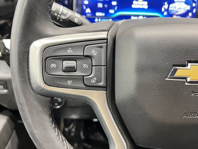 Used 2022 Chevrolet Silverado 1500 LT AWD/4WD image 27