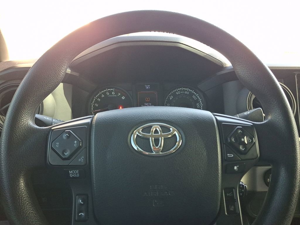 Used 2020 Toyota Tacoma SR image 17