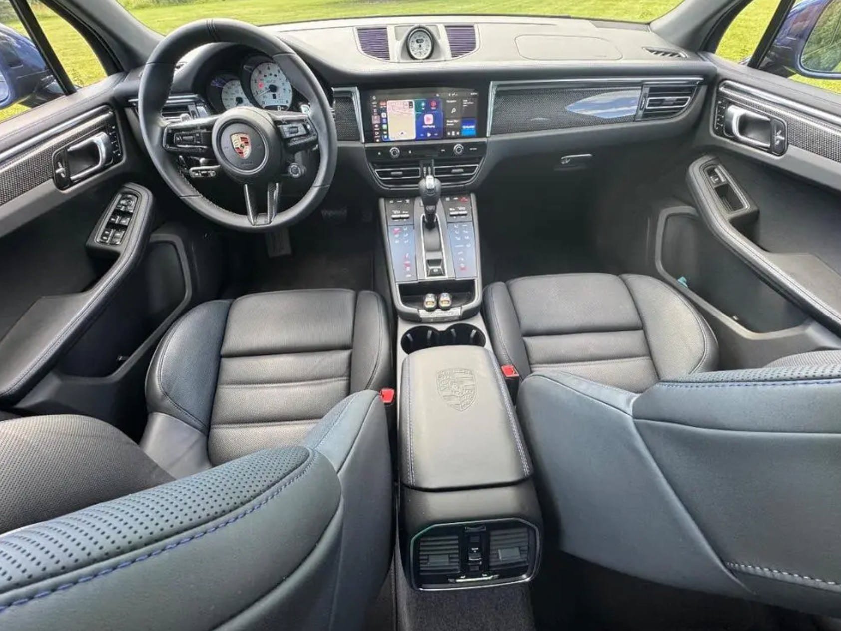 Used 2024 Porsche Macan GTS AWD/4WD image 4