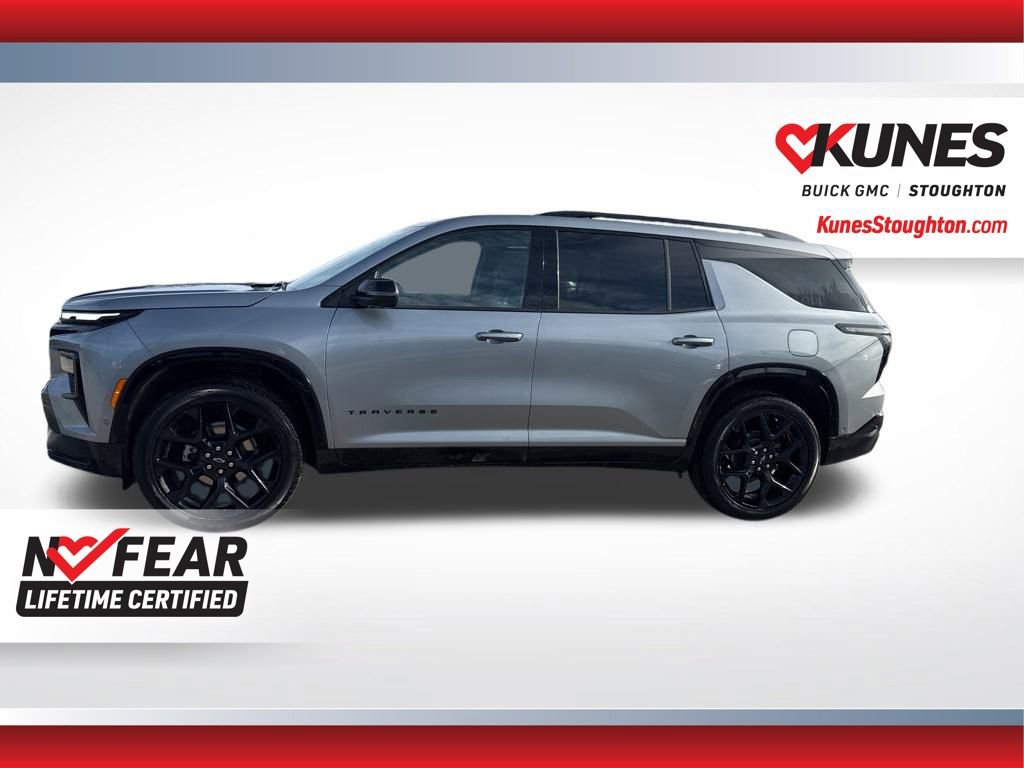 Used 2025 Chevrolet Traverse RS image 8