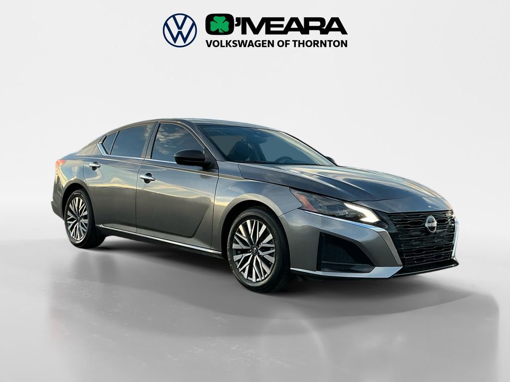Used 2024 Nissan Altima 2.5 SV image 7