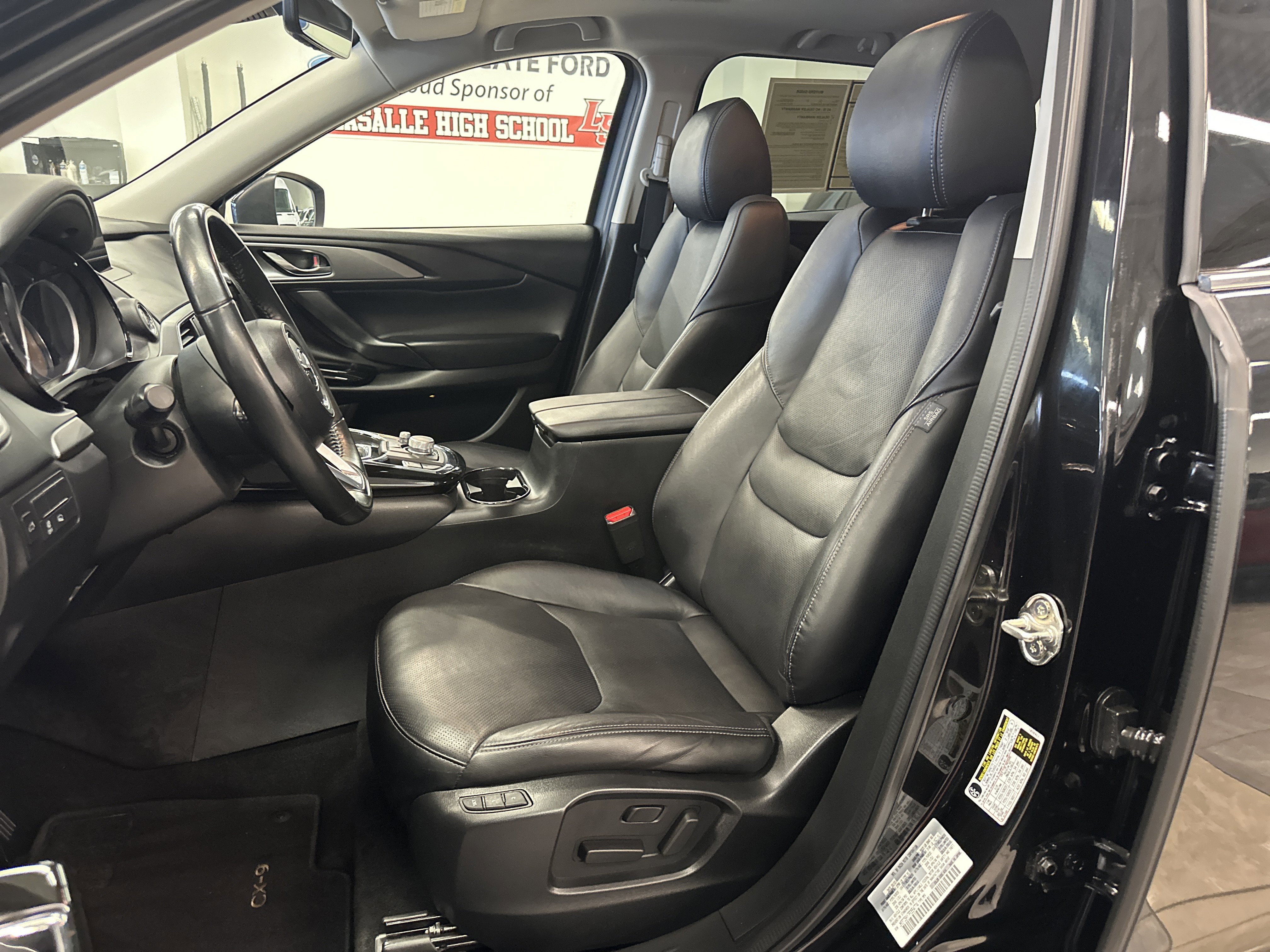 Used 2023 MAZDA CX-9 Touring Plus image 5