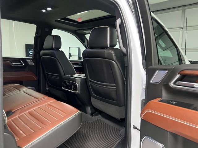 Used 2024 GMC Sierra 2500 Denali Ultimate AWD/4WD image 52