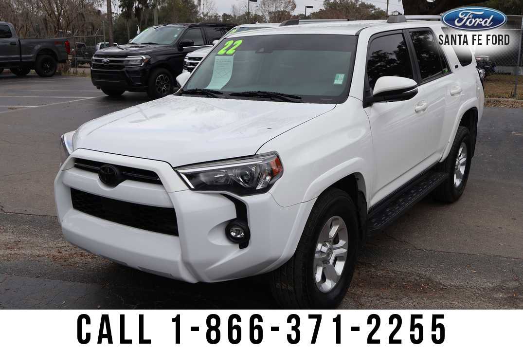Used 2022 Toyota 4Runner SR5 Premium image 2