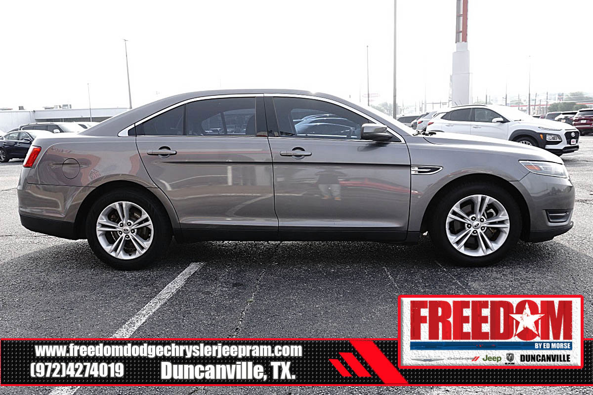 Used 2014 Ford Taurus SEL w/ Equipment Group 201A FWD image 6