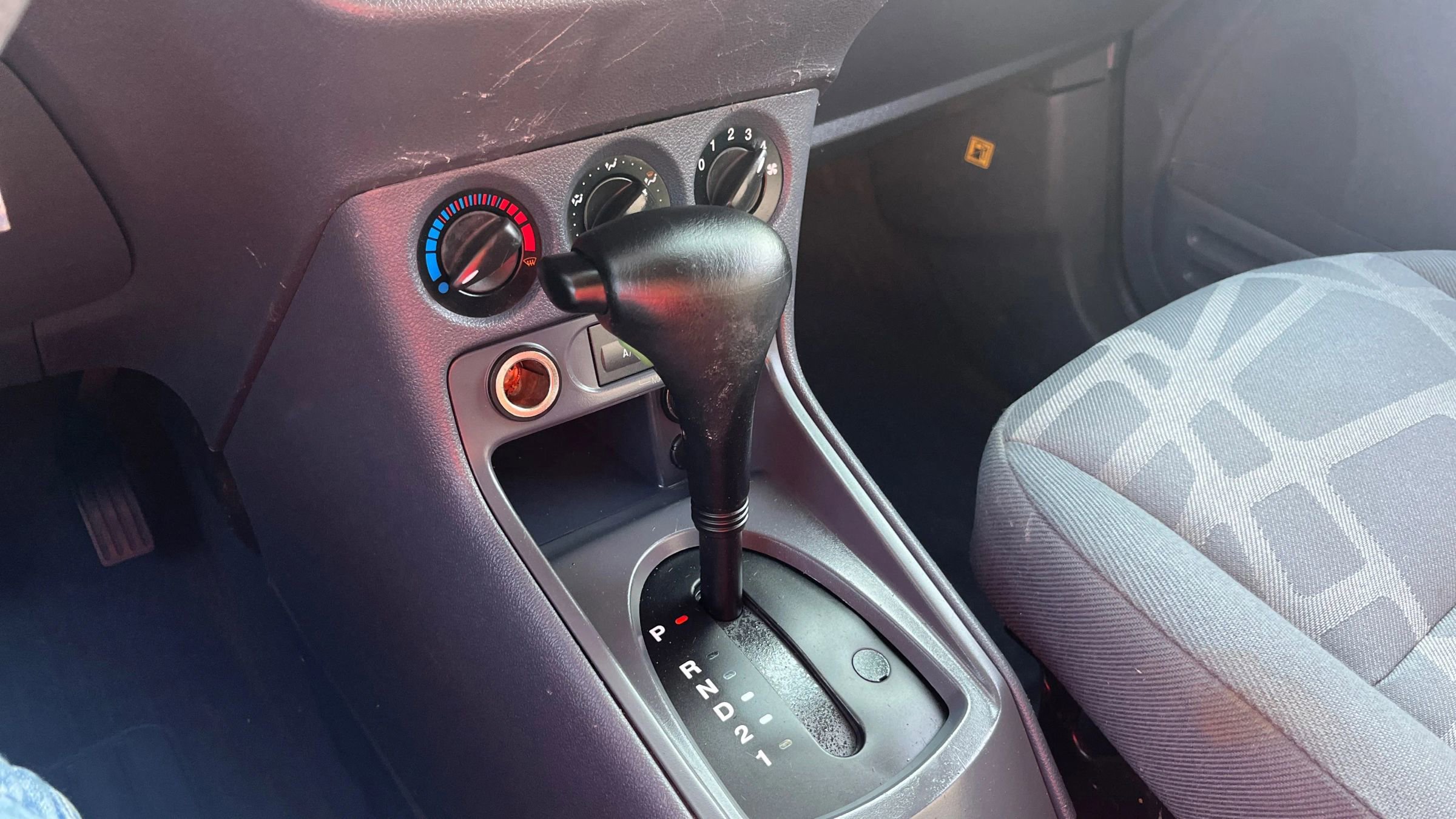 Used 2013 Ford Transit Connect XLT image 23