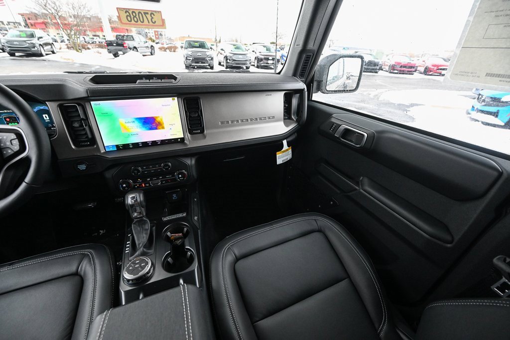New 2025 Ford Bronco Outer Banks image 28