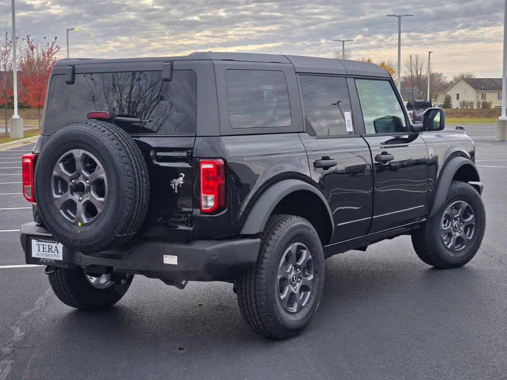 New 2025 Ford Bronco Big Bend image 9