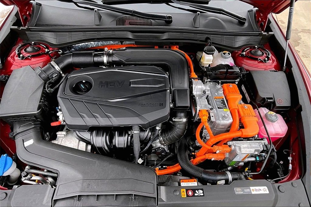 Used 2025 Hyundai Sonata Limited image 10