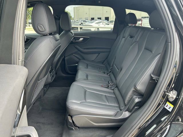 Used 2025 Audi Q7 3.0T Premium Plus image 30