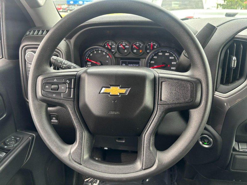 Used 2023 Chevrolet Silverado 1500 Custom AWD/4WD image 14