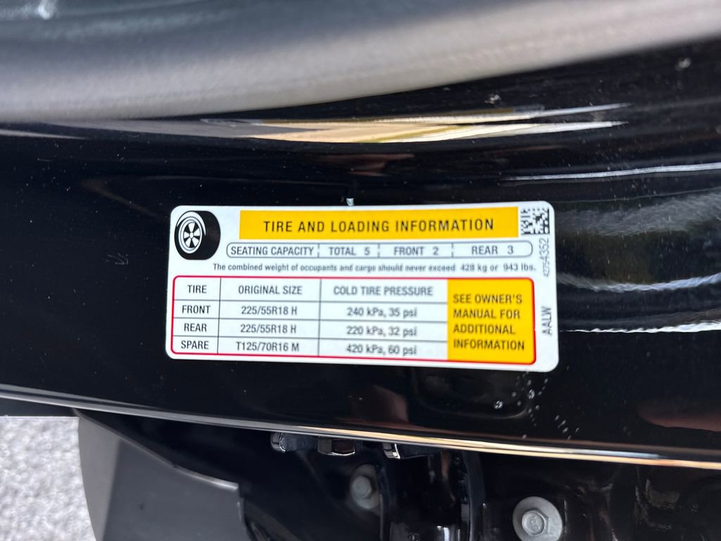 Used 2024 Chevrolet Trax ACTIV w/ Sunroof Package image 6