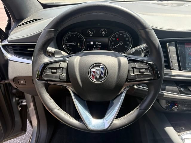 Used 2024 Buick Enclave Essence w/ Experience Buick Package AWD/4WD image 35