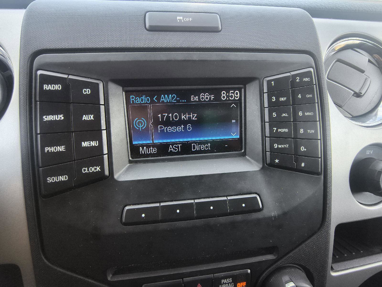 Used 2014 Ford F150 XLT w/ Equipment Group 302A Luxury AWD/4WD image 15