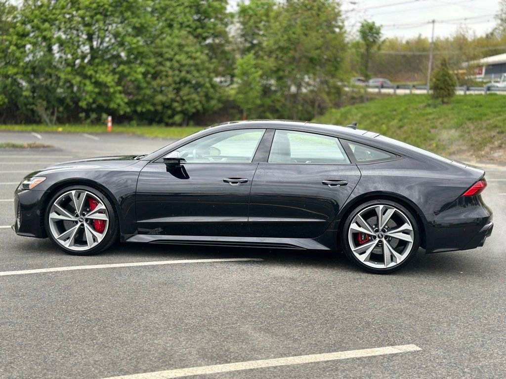 Used 2021 Audi RS 7 Sportback w/ Black Optic Package AWD/4WD image 3