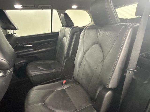 Used 2024 Toyota Grand Highlander Limited image 16