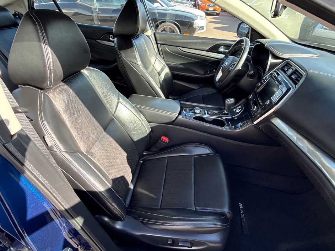 Used 2023 Nissan Maxima SV w/ Floor Mat Group image 14