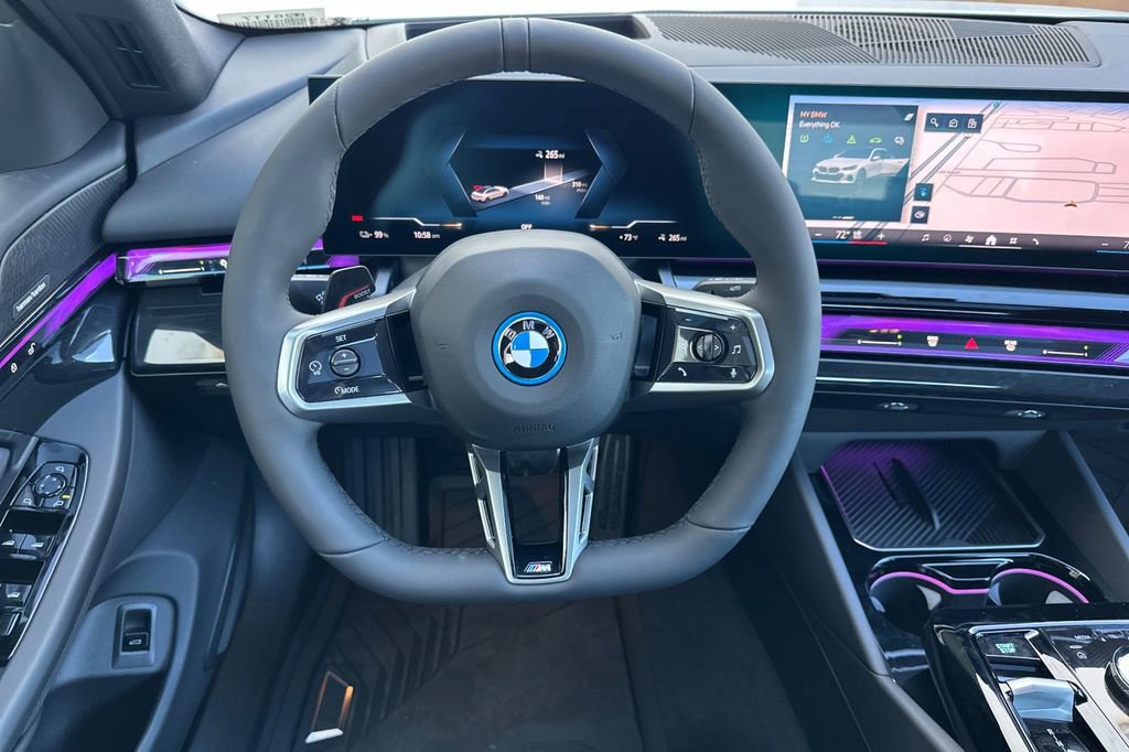 New 2026 BMW i5 eDrive40 w/ M Sport Package image 15