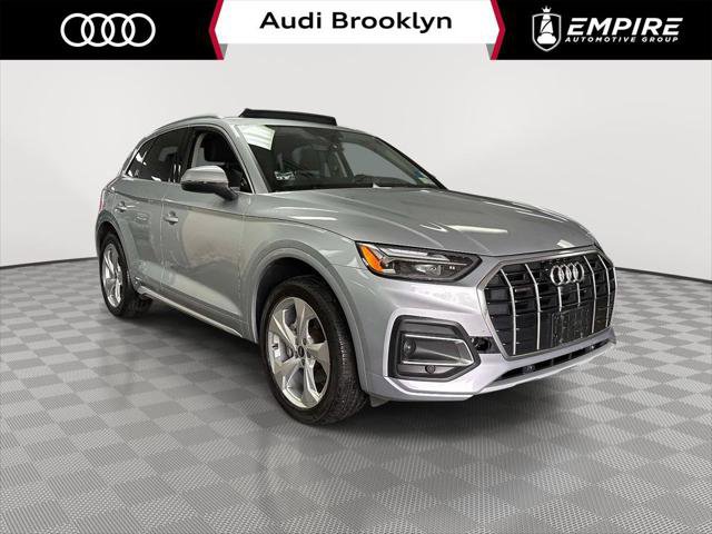 Used 2021 Audi Q5 2.0T Premium Plus w/ Premium Plus Package AWD/4WD image 1