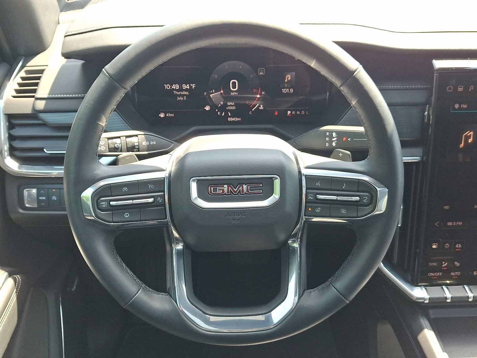 Used 2026 GMC Acadia Elevation w/ Black Edition FWD image 24
