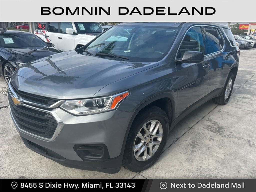 Used 2020 Chevrolet Traverse LS image 1