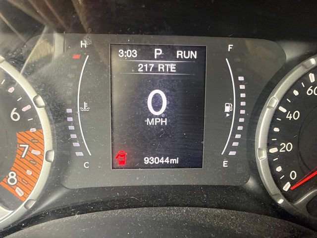 Used 2020 Jeep Renegade Altitude AWD/4WD image 7