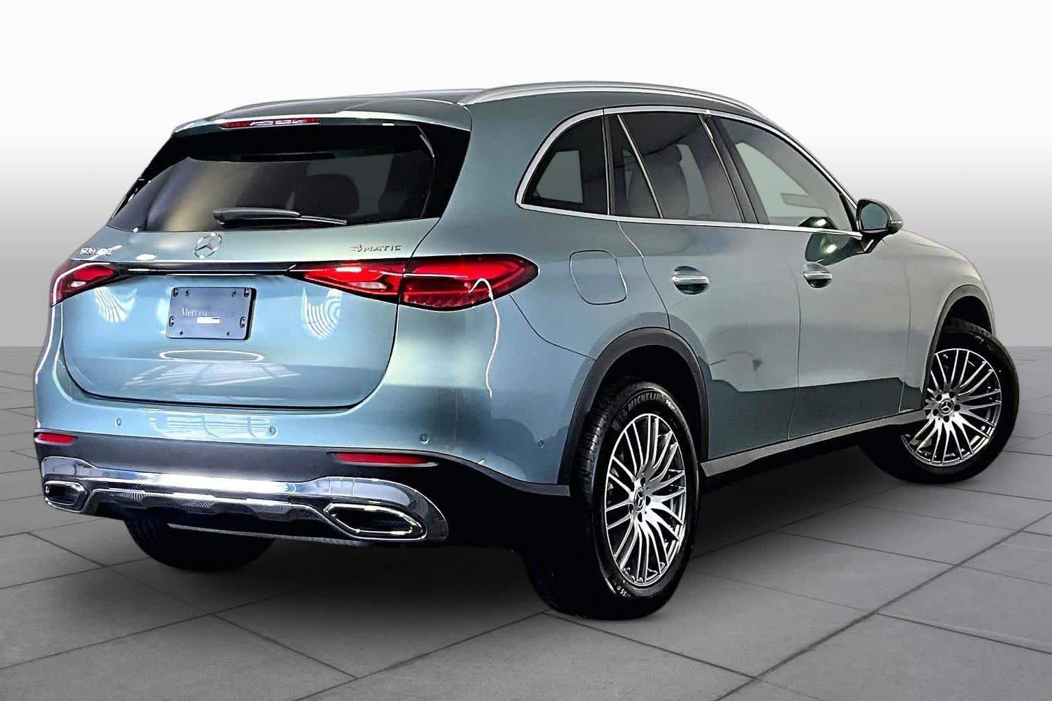 Used 2026 Mercedes-Benz GLC 300 4MATIC image 13