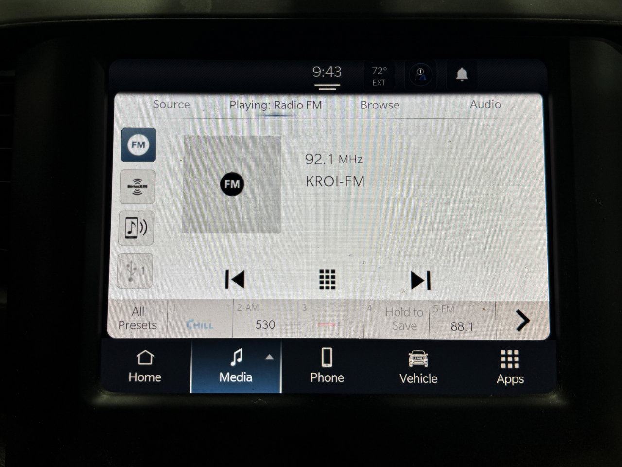 Used 2024 RAM 2500 Tradesman w/ Chrome Appearance Group image 13