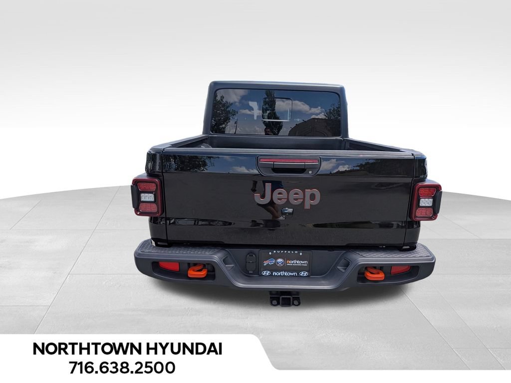 Used 2026 Jeep Gladiator Mojave AWD/4WD image 13