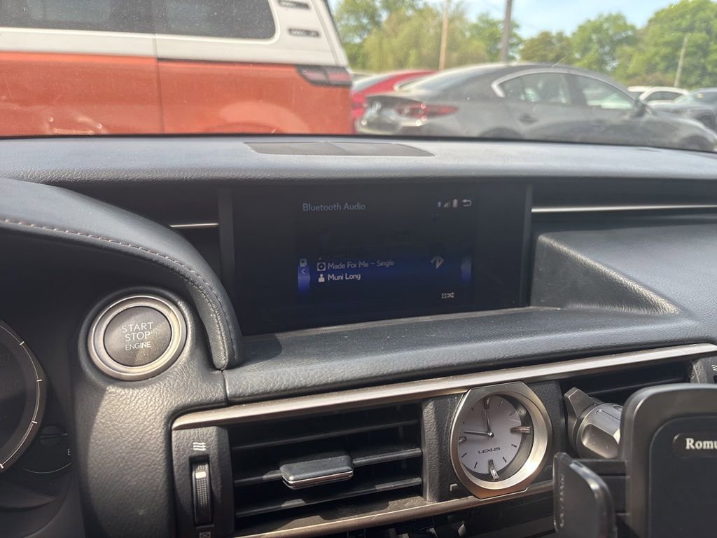 Used 2016 Lexus RC 200t w/ Accessory Package 2 image 5