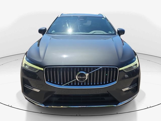 Used 2023 Volvo XC60 B5 Plus w/ Protection Package Premier FWD image 5