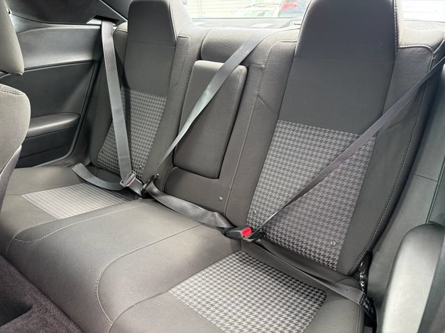 Used 2017 Dodge Challenger R/T RWD image 21