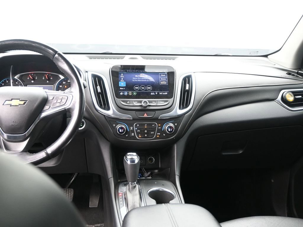 Used 2019 Chevrolet Equinox Premier image 16