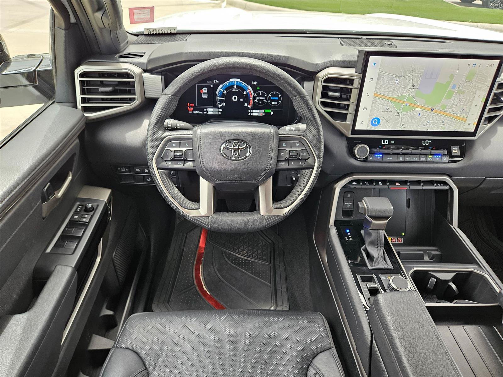 Used 2025 Toyota Tundra Limited AWD/4WD image 12