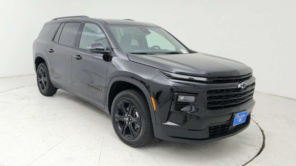 New 2027 Chevrolet Traverse LT w/ Driver Confidence Package FWD image 1