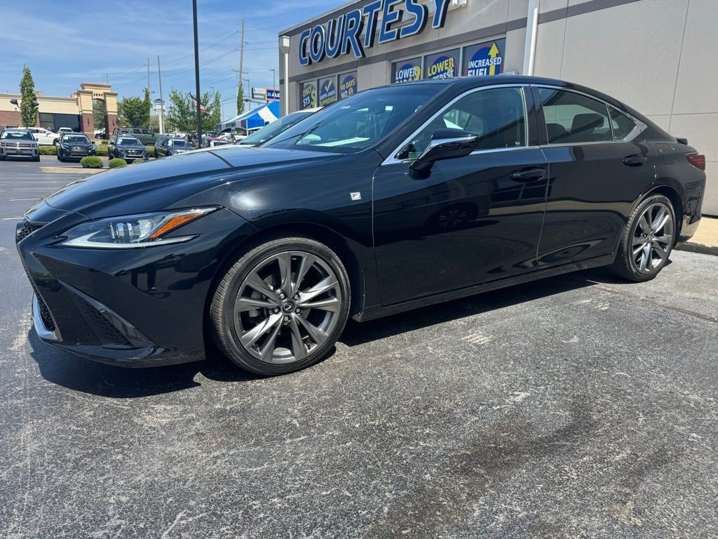 Used 2019 Lexus ES 350 F Sport w/ Accessory Package 2 FWD image 2