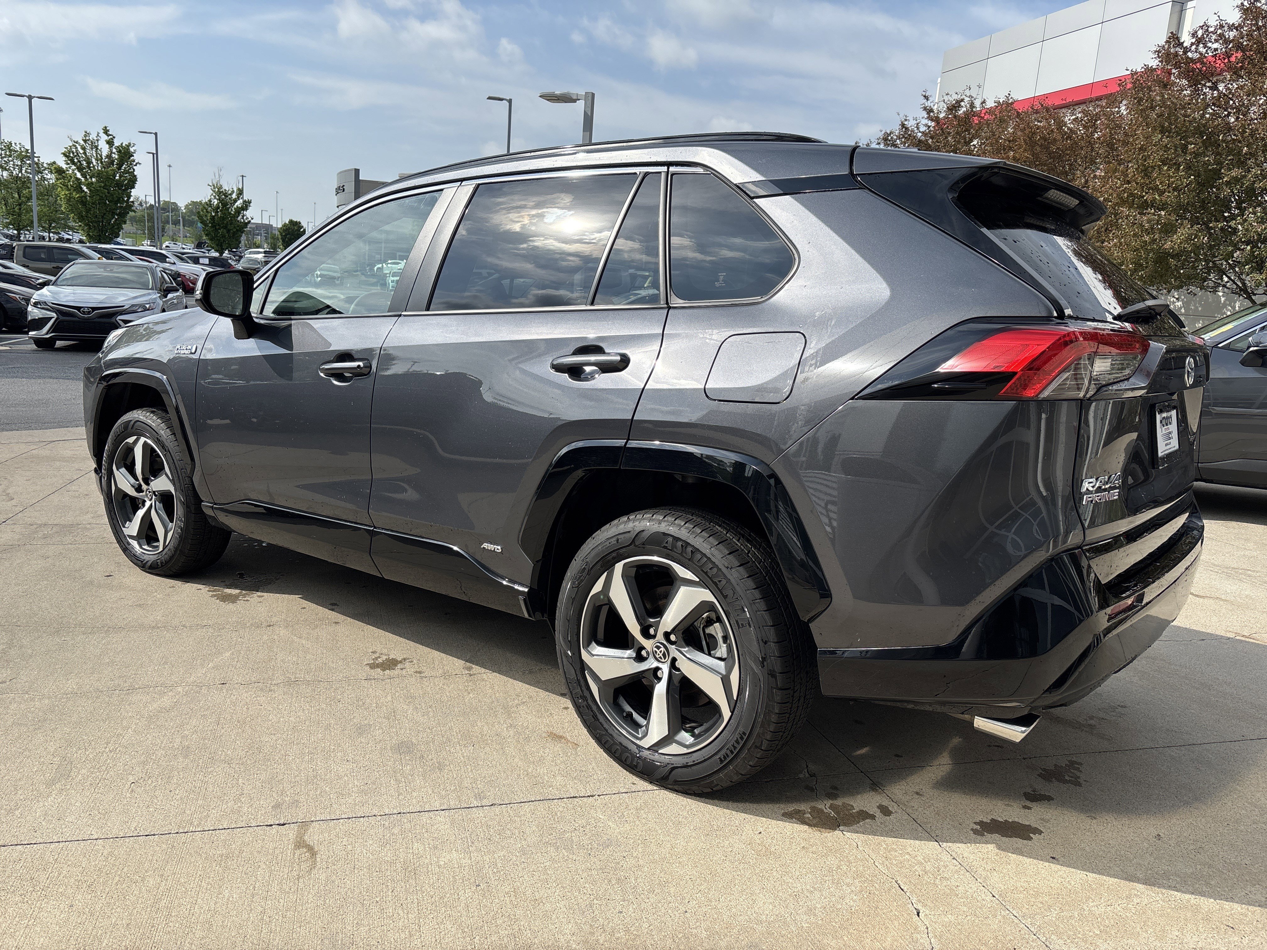 Used 2023 Toyota RAV4 SE AWD/4WD image 7