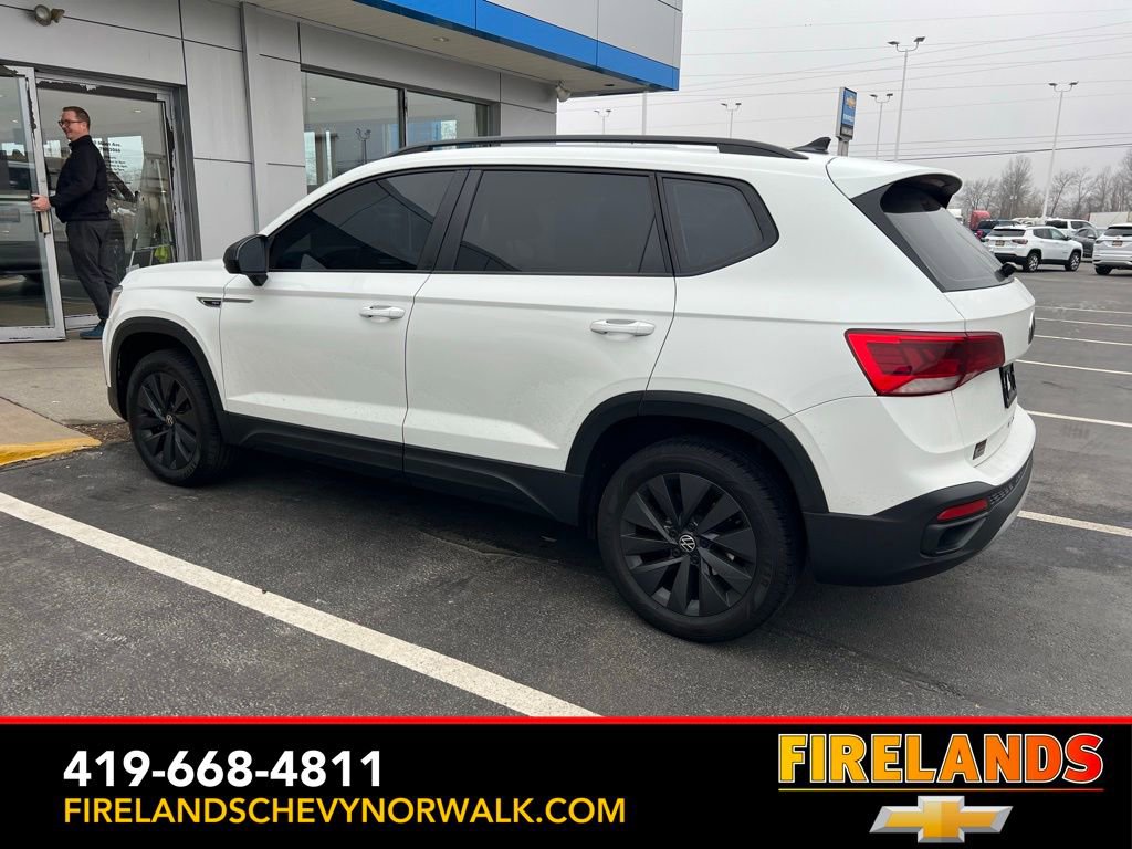 Used 2024 Volkswagen Taos S image 4