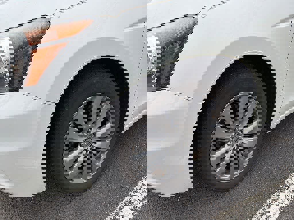 Used 2012 Honda Accord EX-L image 10