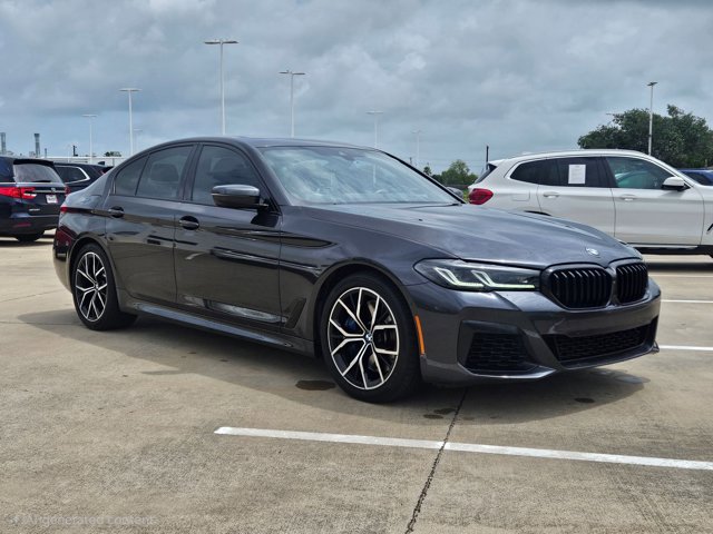 Used 2021 BMW 540i w/ M Sport Package RWD image 3